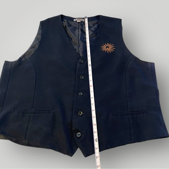 Edwards Signature Black Vest - Picture 11 of 16